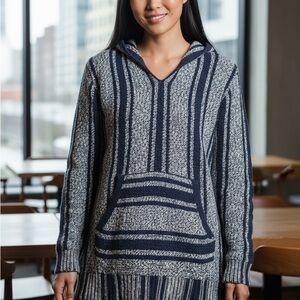 Lucky Brand Blue and White Striped Hoodie Medium hippie